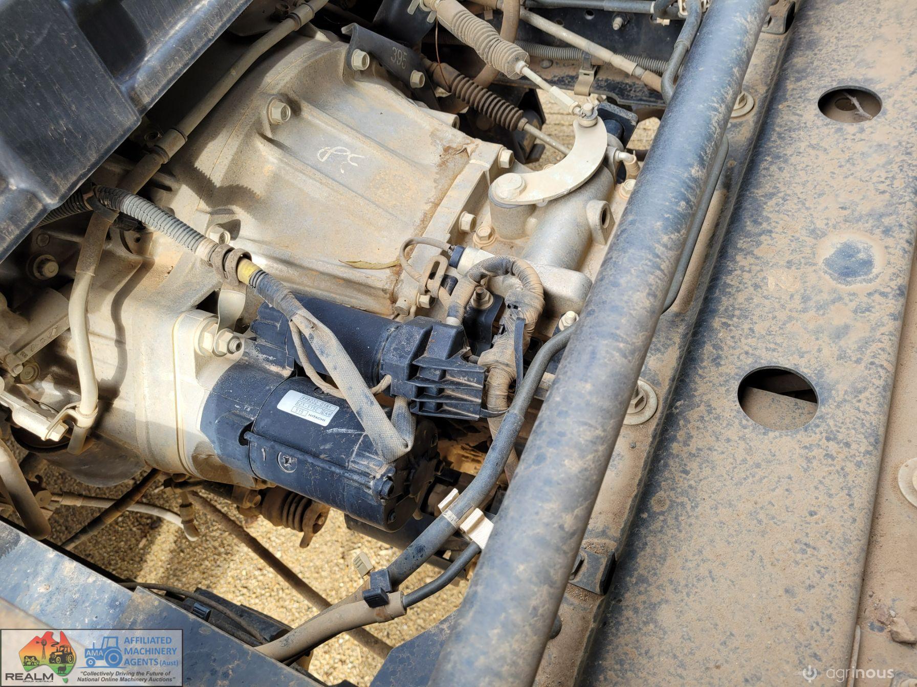 2015 Isuzu Euro-V NPR300 Tipper - photo 9