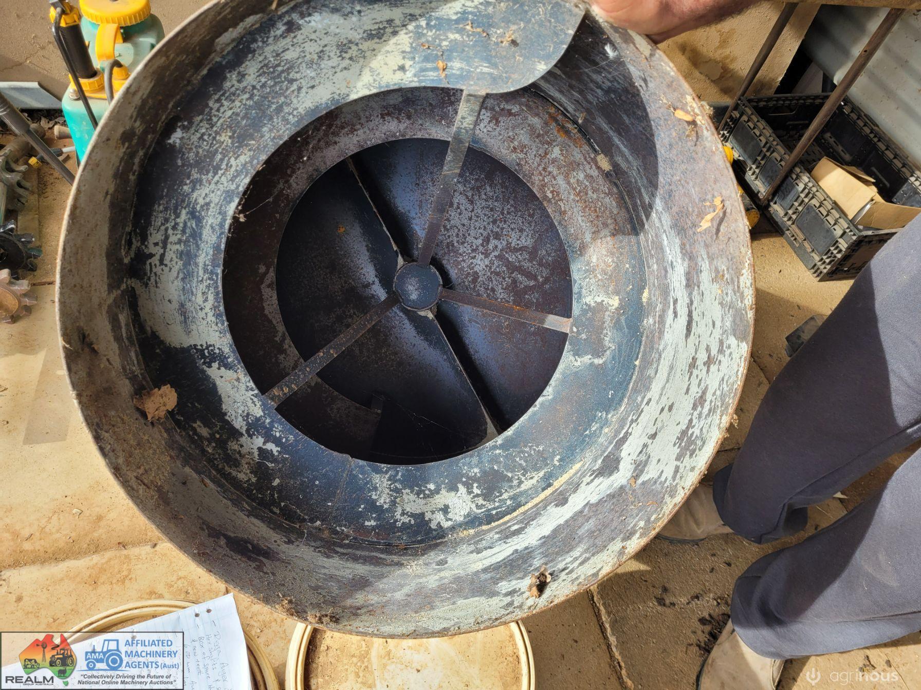 Concrete mixer to suit Dingo - photo 7