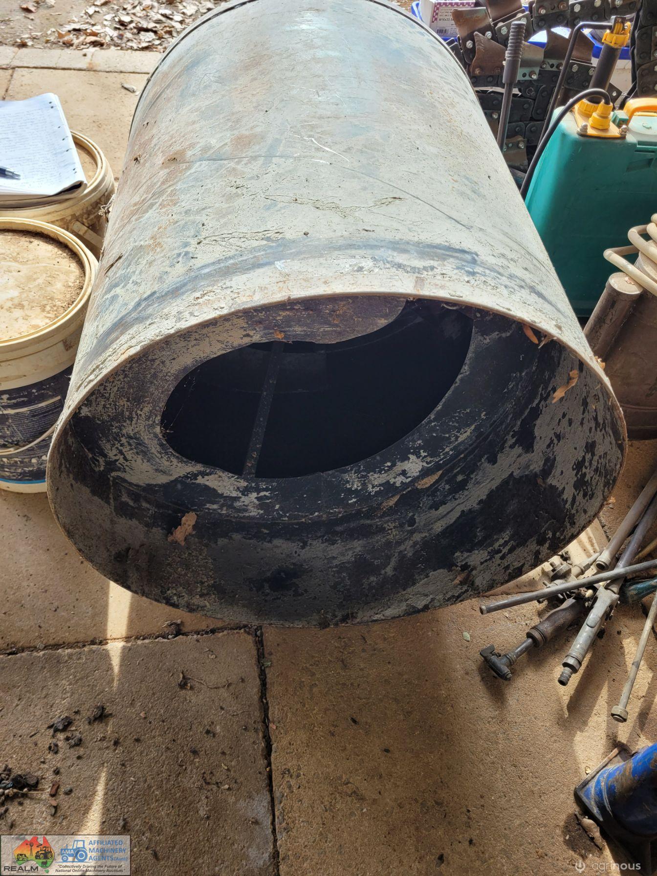 Concrete mixer to suit Dingo - photo 4