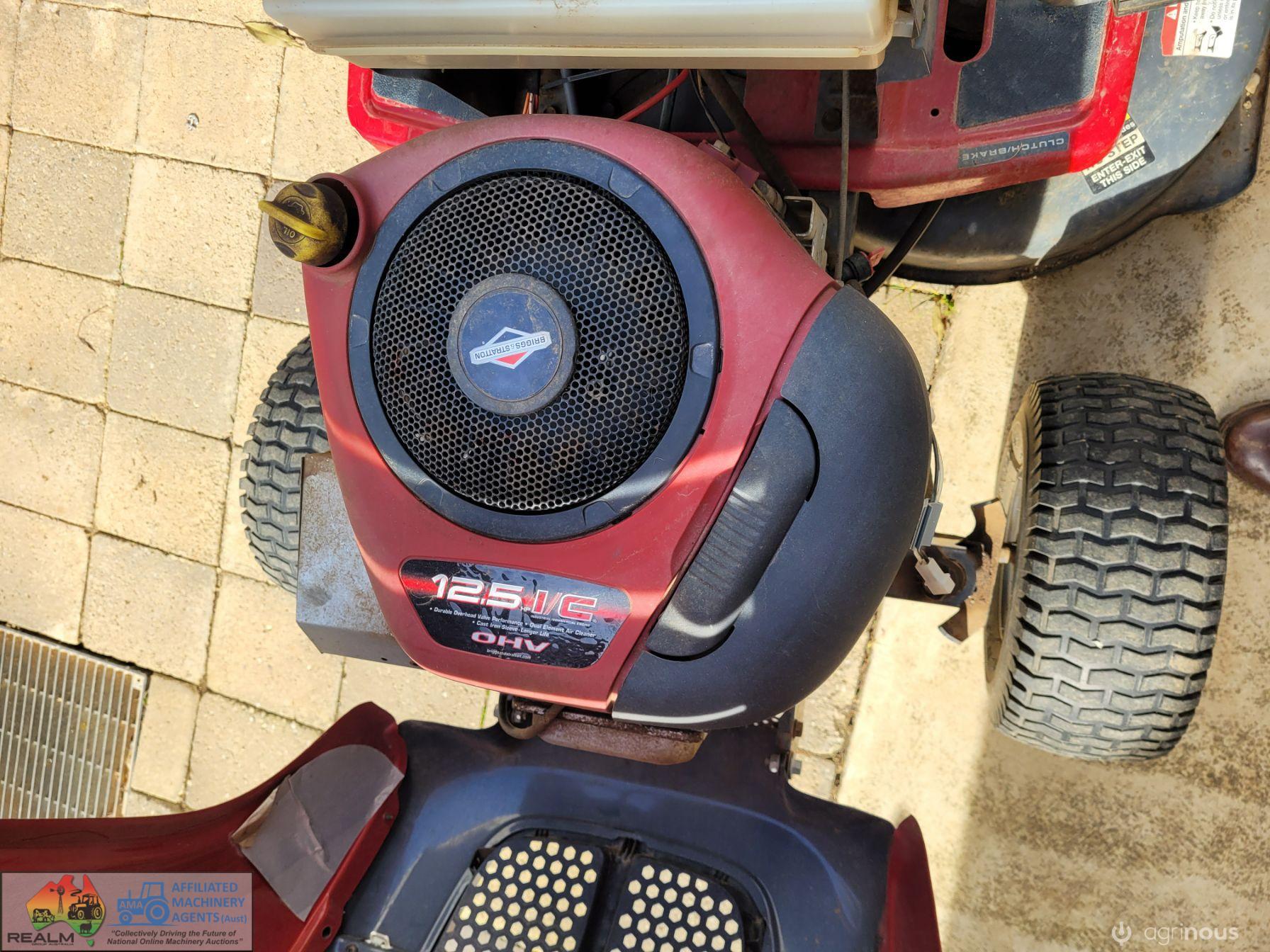 Murray Sentinel Ride-on Mower - photo 5
