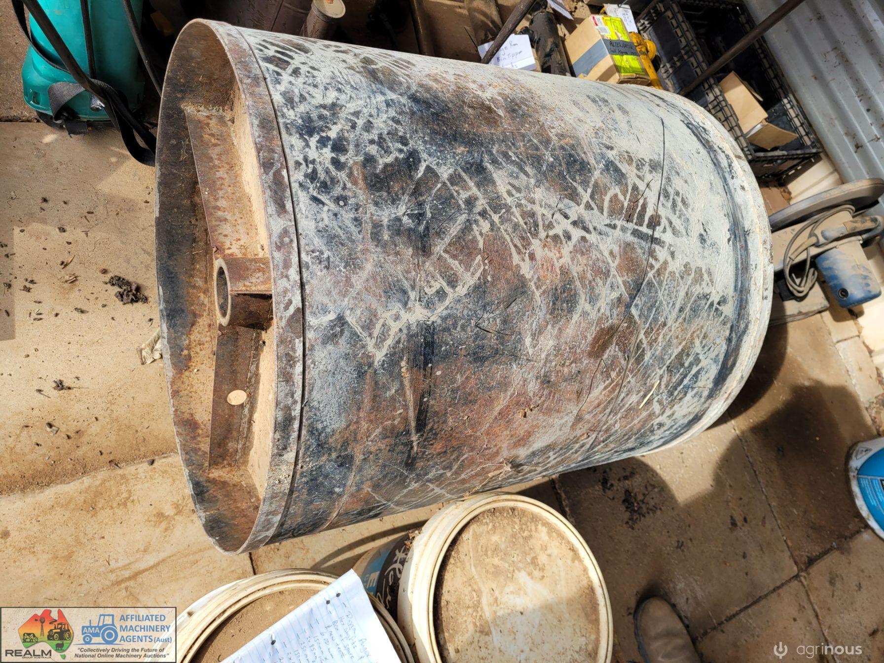Concrete mixer to suit Dingo - photo 2