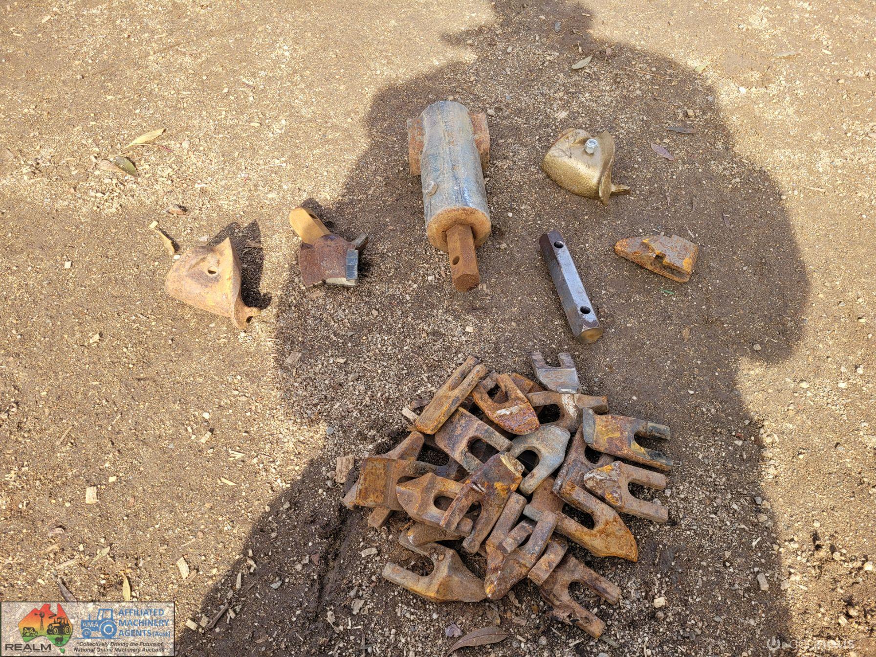 Digga Post Auger attachments - photo 5