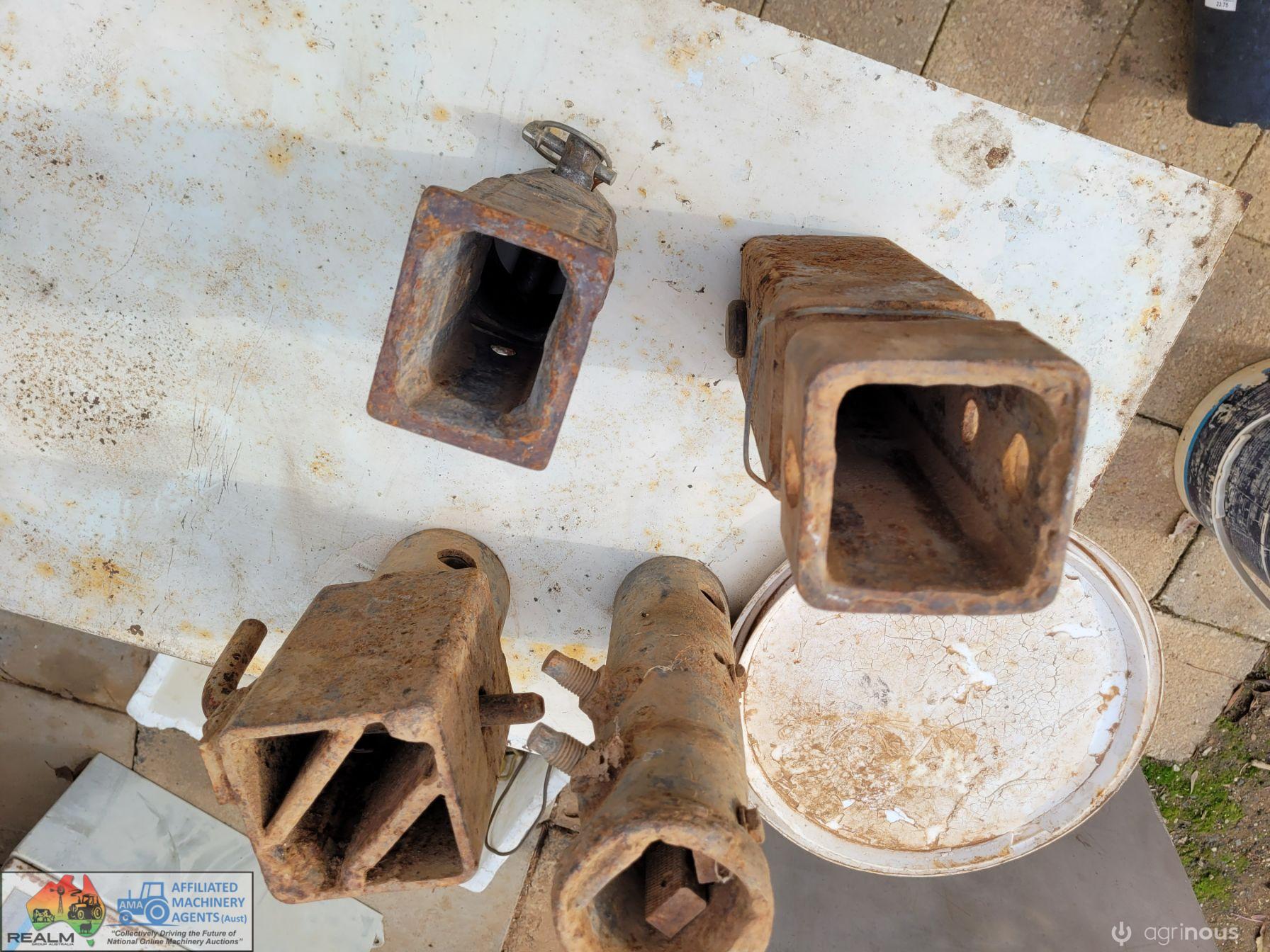 4x Digga Post Driver Coupling Attachments - photo 4