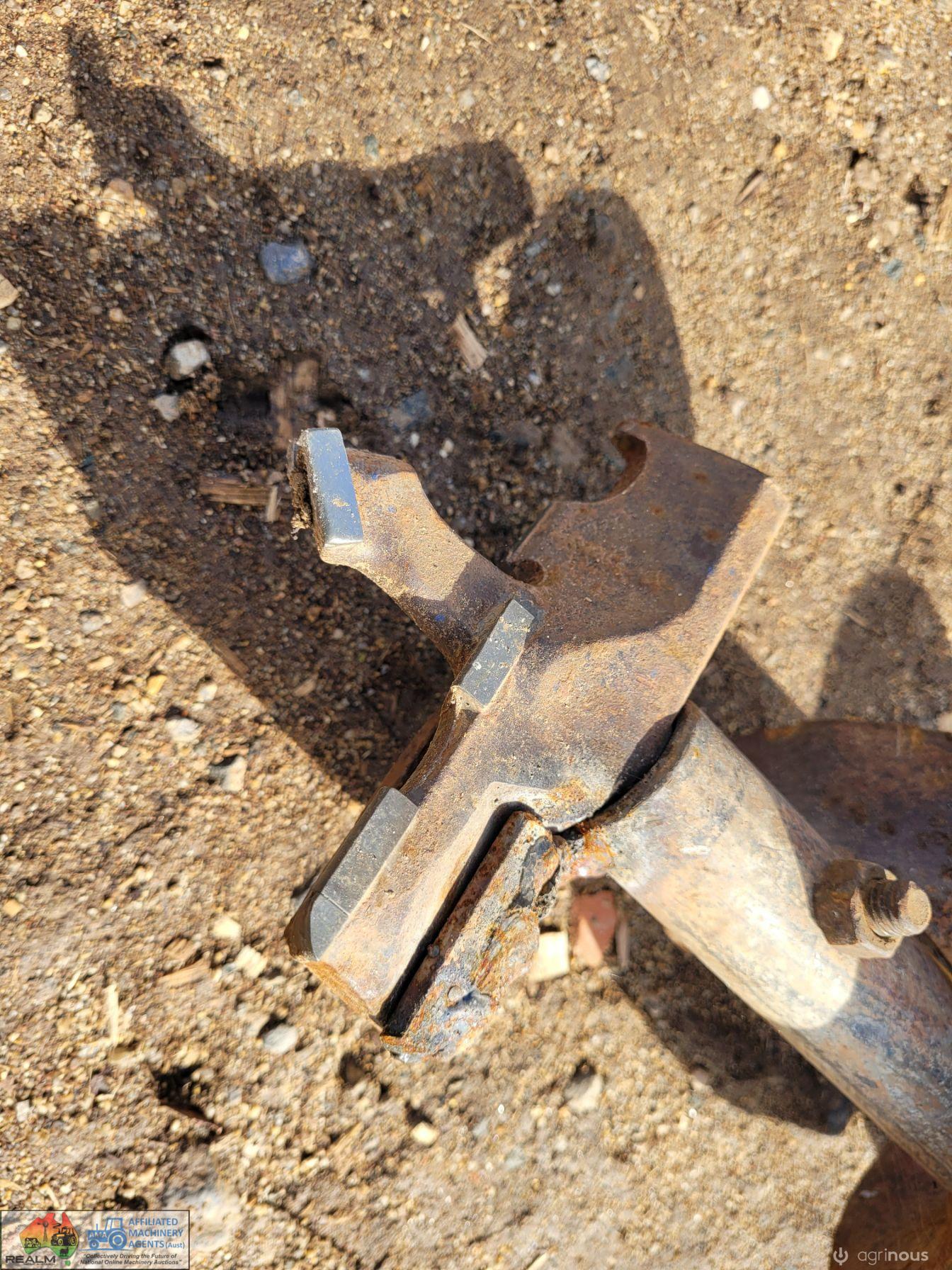 Digga Auger 150mm x 1m with Hex Drive. - photo 5