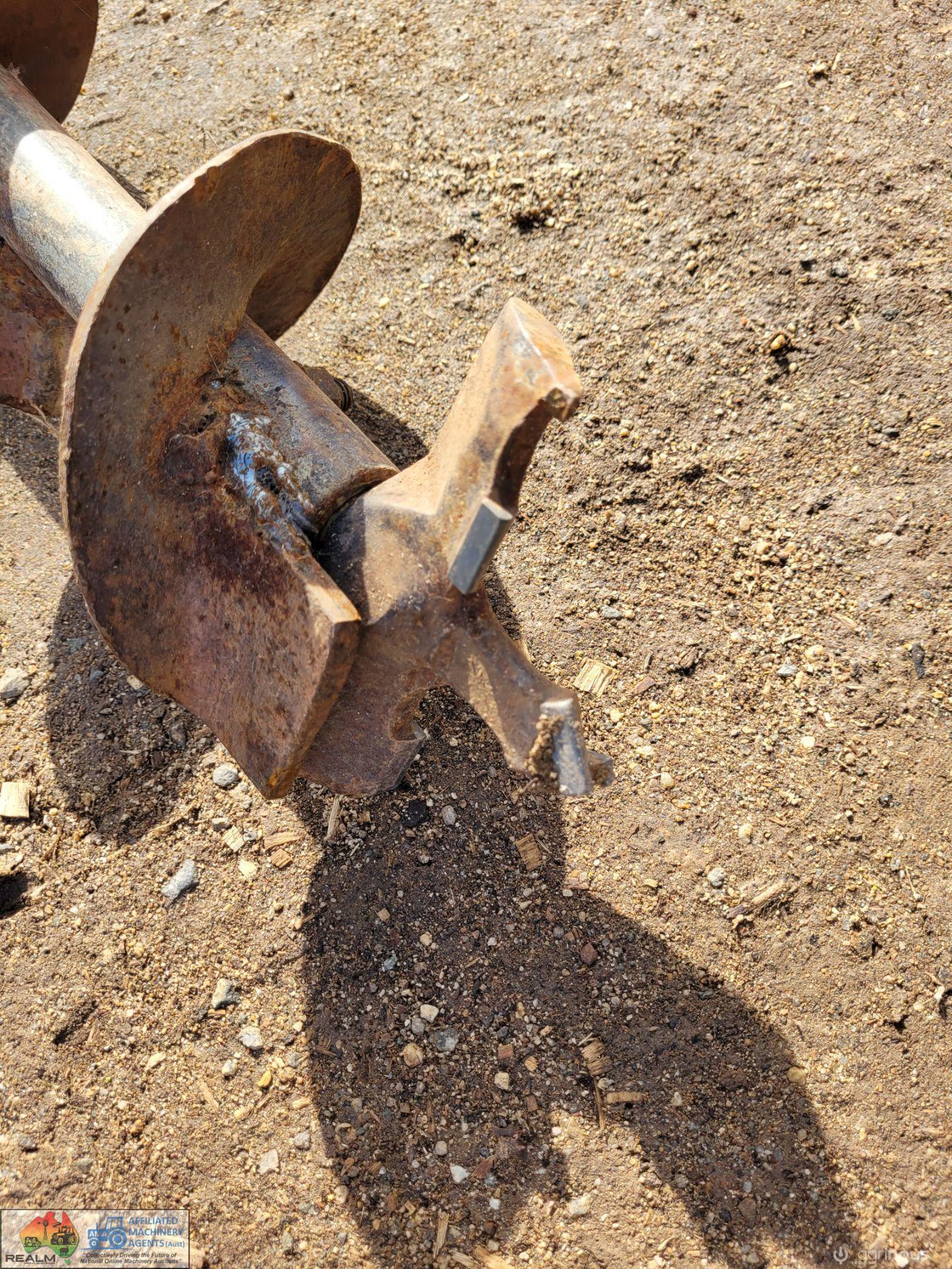 Digga Auger 150mm x 1m with Hex Drive. - photo 6