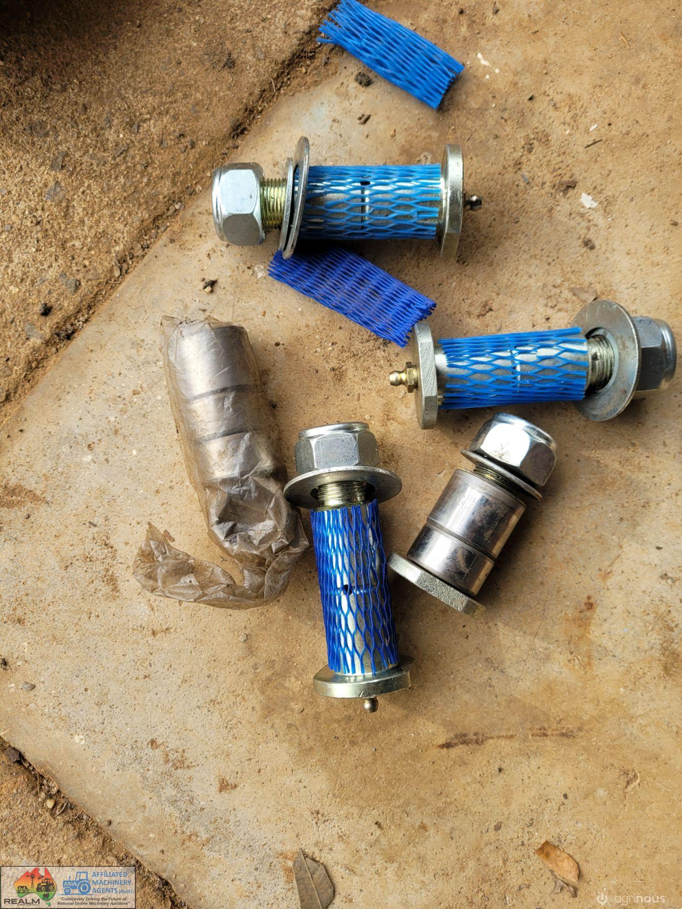 New Pins & Bushes to Suit Kanga 6 or 8 Series
