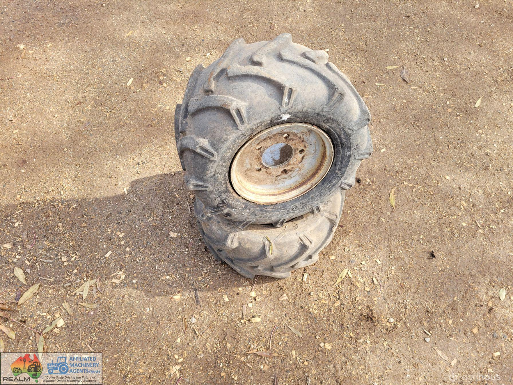 2x Dingo Wheels 8.50x8"