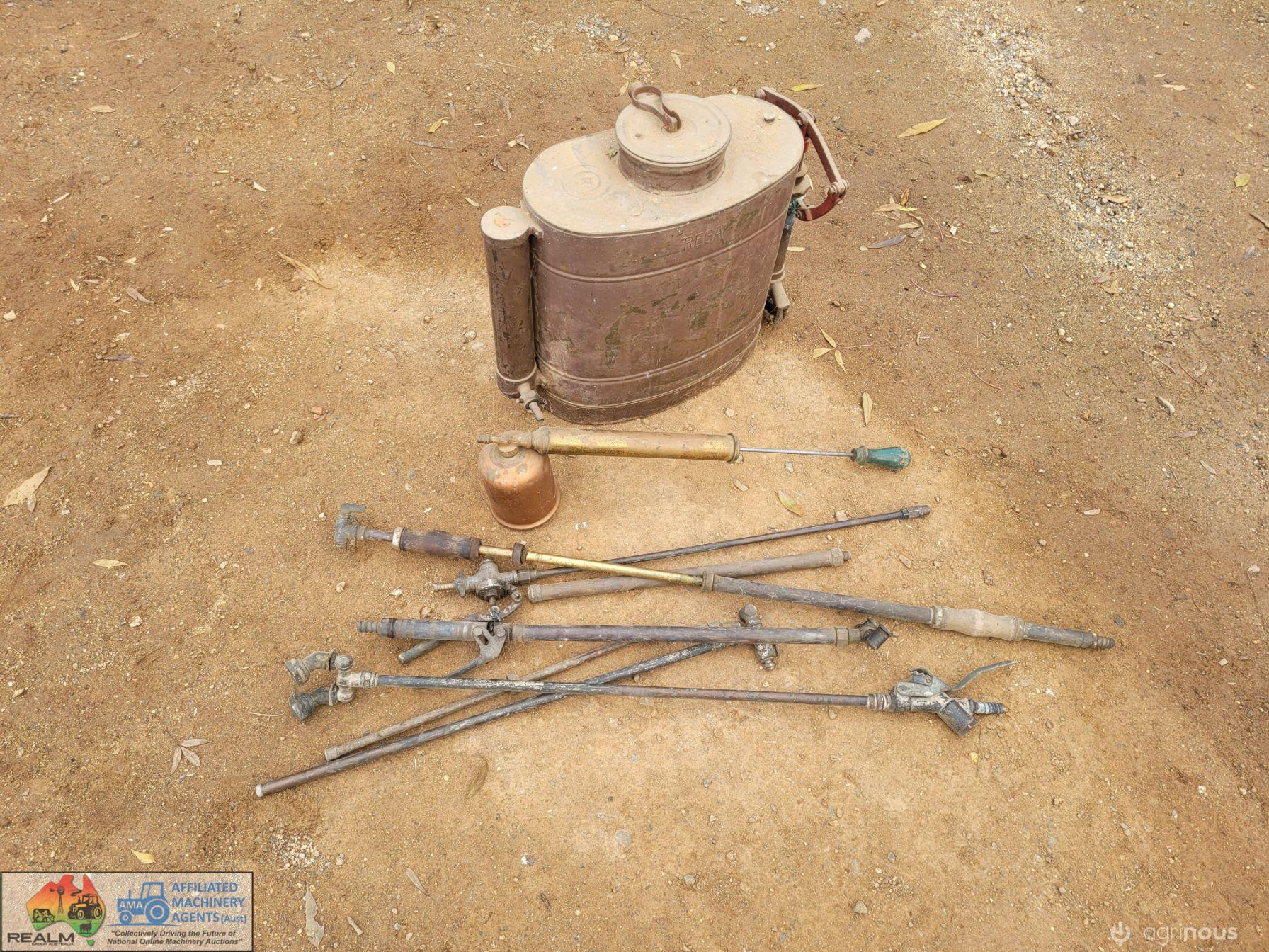 Collectors Copper Knapsack & Assorted Spray Handles - photo 4