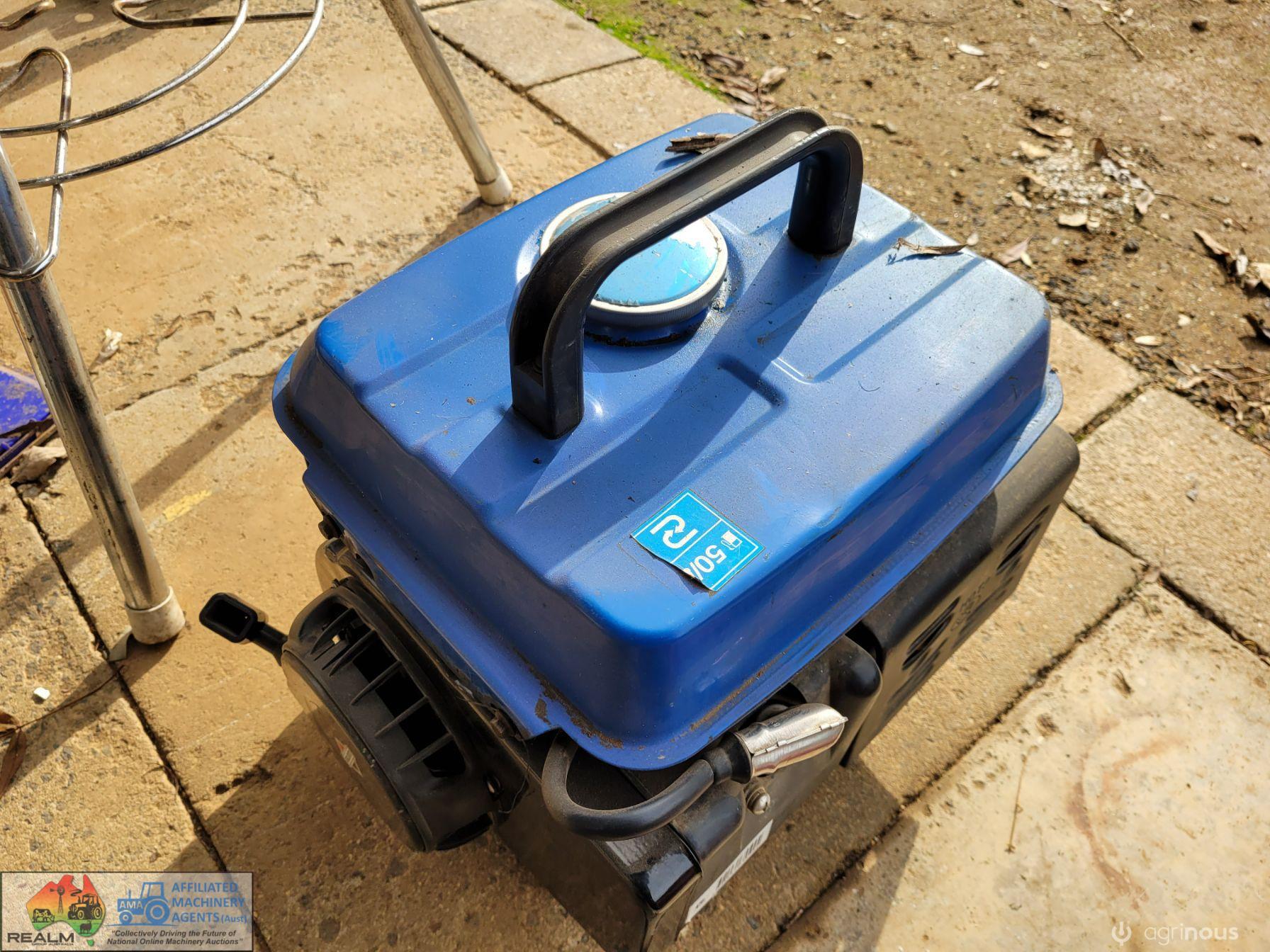 Hurricane Gen 850 Petrol Generator - photo 2