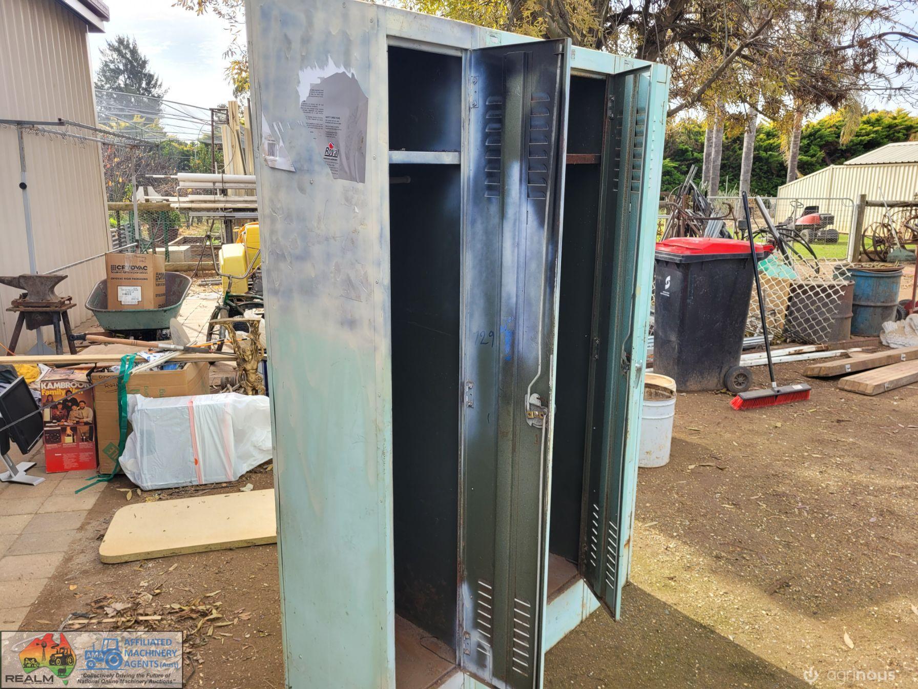 4 Cabinet Workshop Steel Locker - photo 4