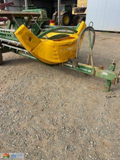 2013 Hustler SL700X Bale Wagon - photo 2