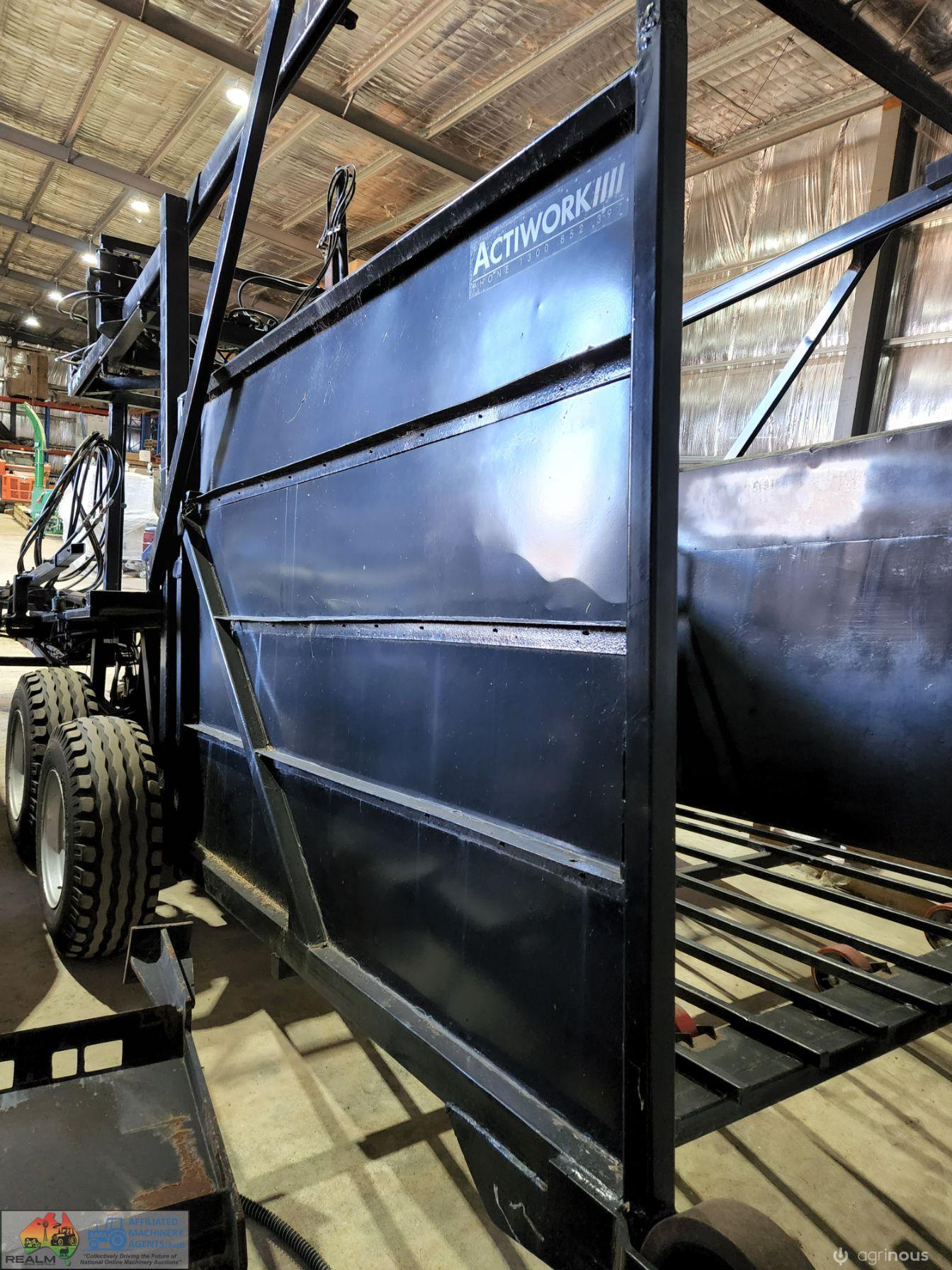 40 Bale Accumulator/Stacker & Stack Squeeze/Grab (REDUCED) - photo 7