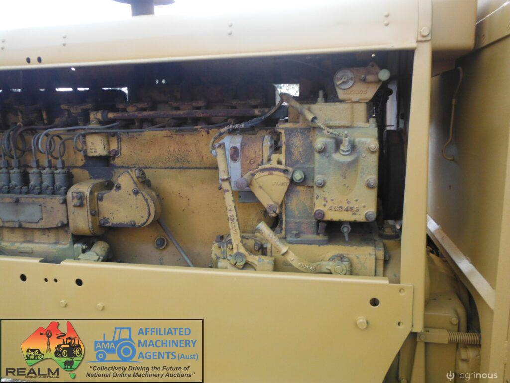 Cat 12 Road Grader - photo 12
