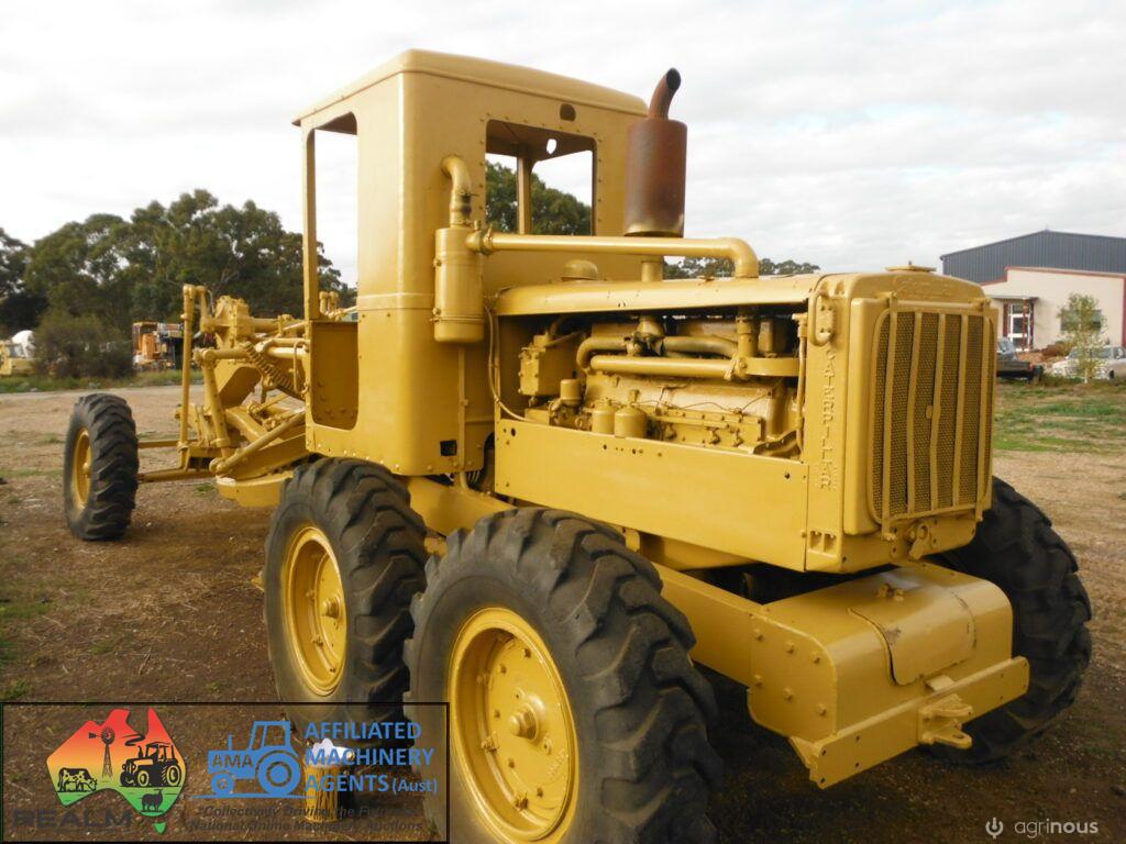 Cat 12 Road Grader - photo 3