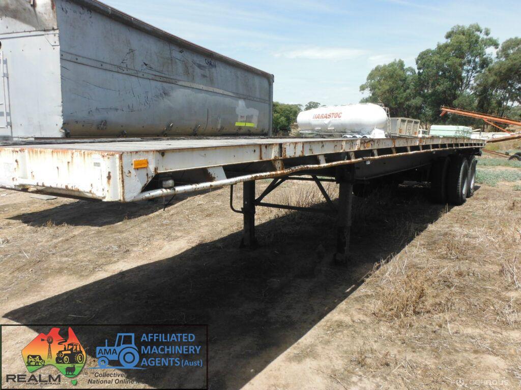 Barker Bogie Flat Top Trailer - photo 4