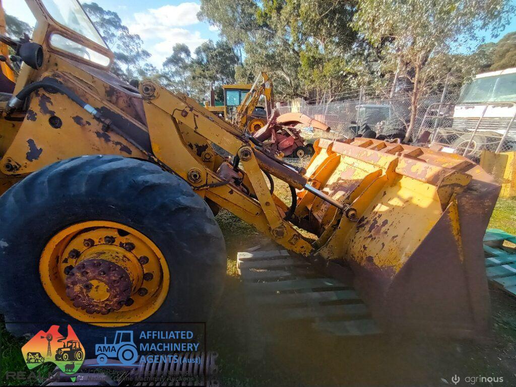 Case W10E Industrial Loader - photo 5