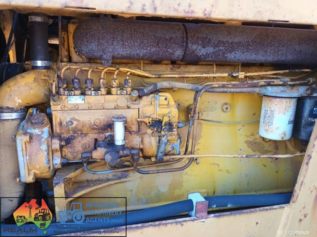 Case W10E Industrial Loader - photo 10