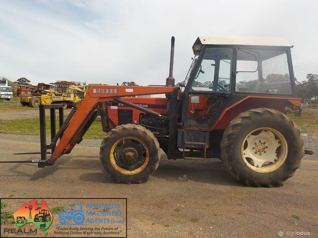 Zetor 6245 FWA Tractor FEL - photo 2