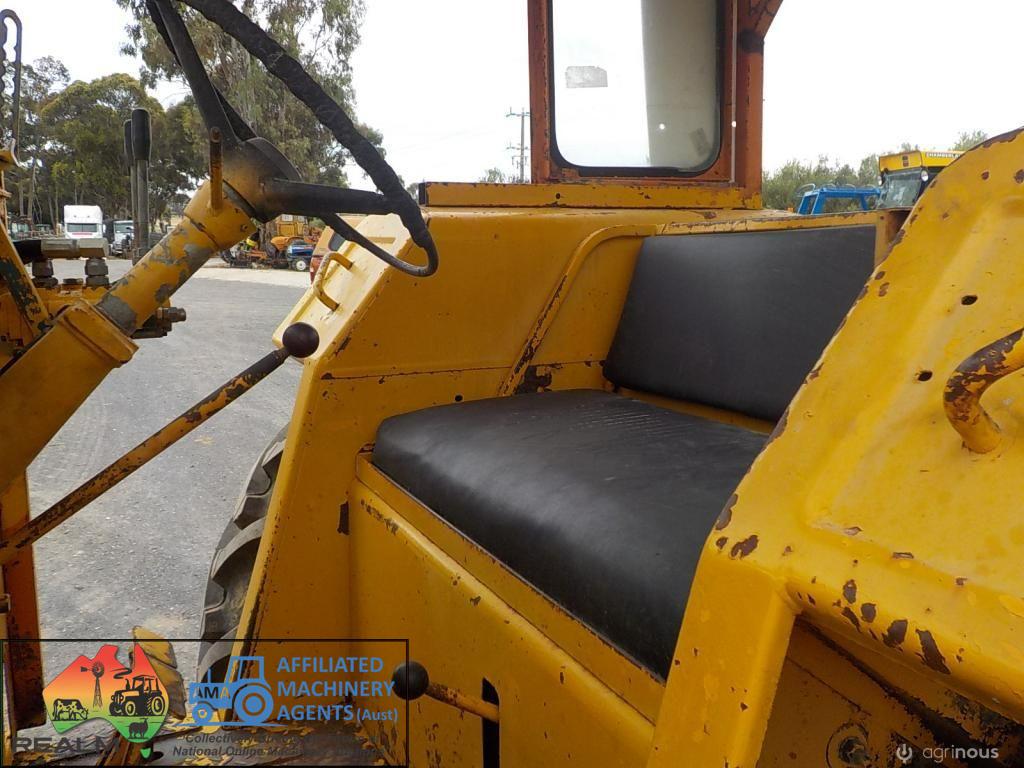 Chamberlain C6100 Industrial Fork Lift - photo 7
