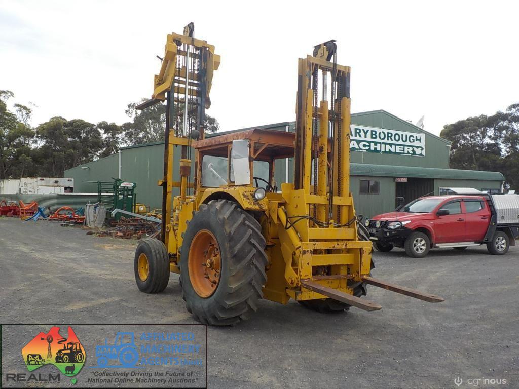 Chamberlain C6100 Industrial Fork Lift - photo 3