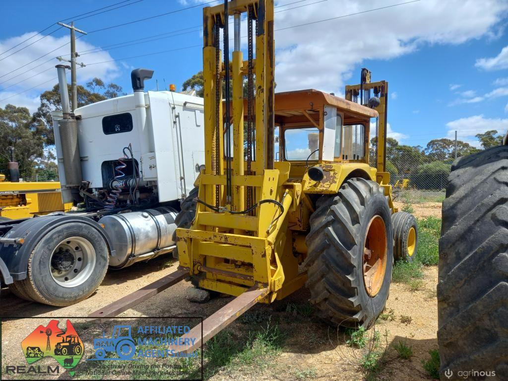Chamberlain C6100 Industrial Fork Lift - photo 4