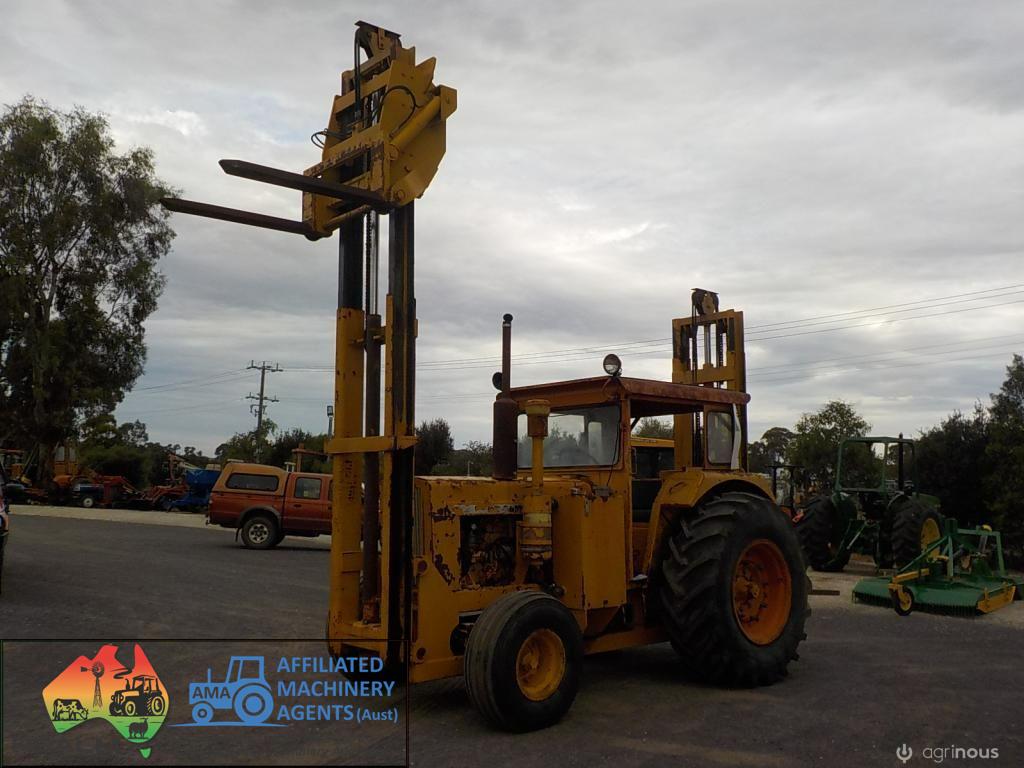 Chamberlain C6100 Industrial Fork Lift - photo 5