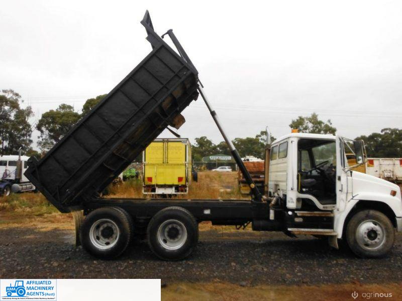 Freightliner tipper (D000517) - photo 7