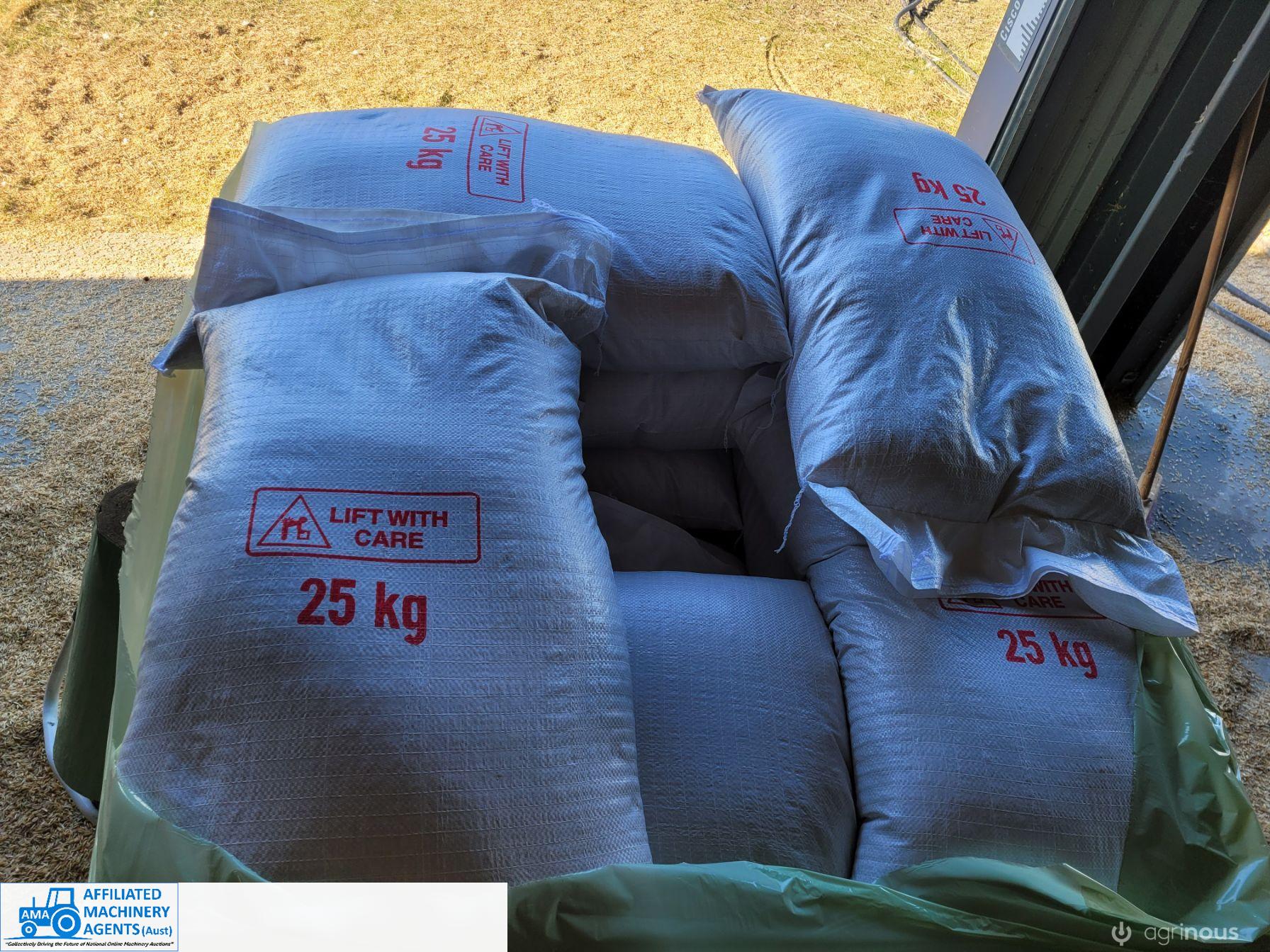 Winteroo Seed Oats (80x 25Kg Bags) - photo 7