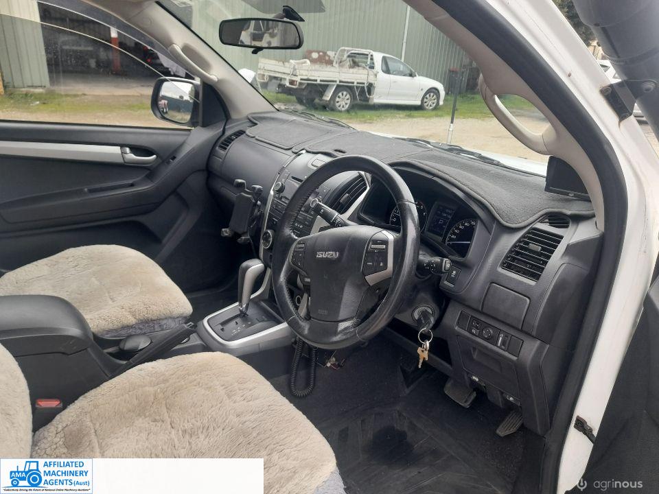 2013 Isuzu 4x4 Dual Cab with Camping Canopy - photo 8