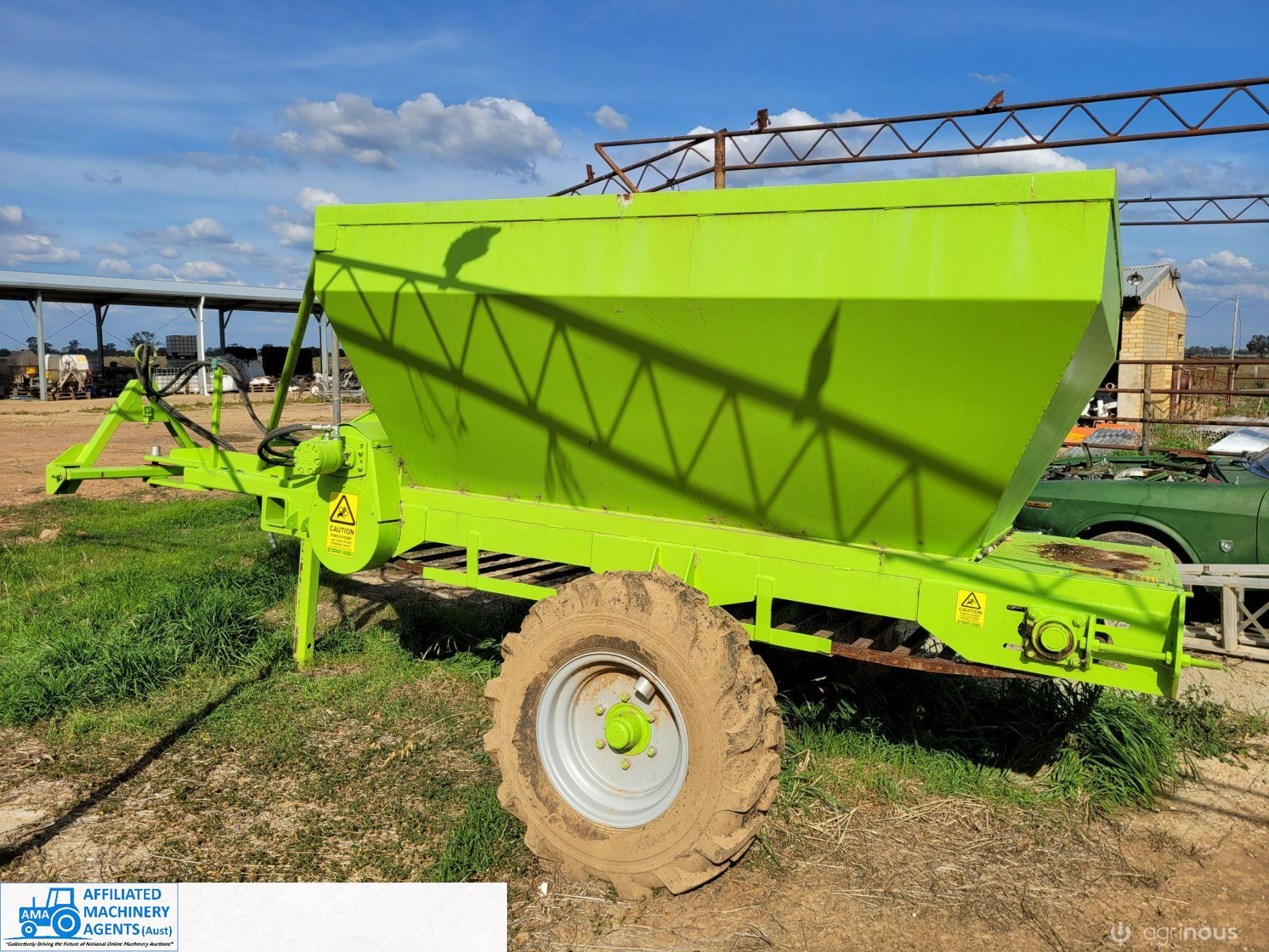Cameron Hussey Chain Floor Manure Layer - photo 4
