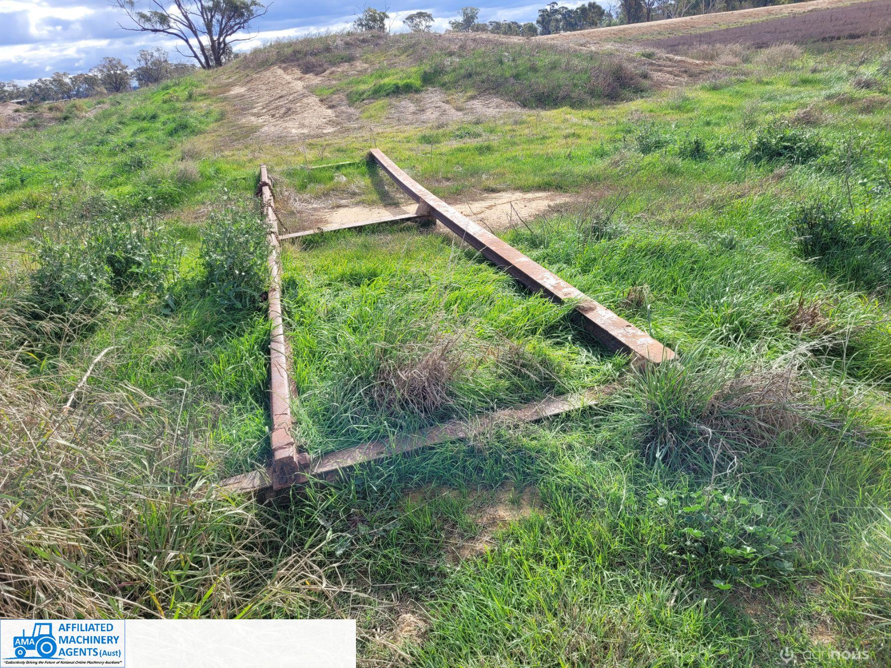 H/Duty Railway Iron Smudge Bar 22ft