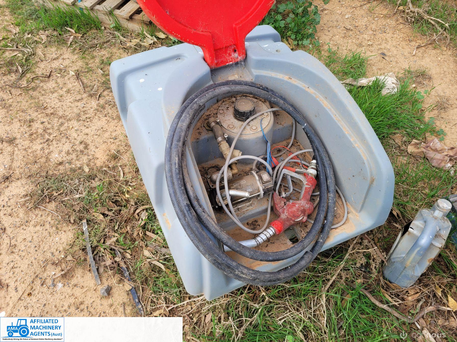 200 Ltr Poly Diesel Tank with 12v Pump & Hose - photo 4