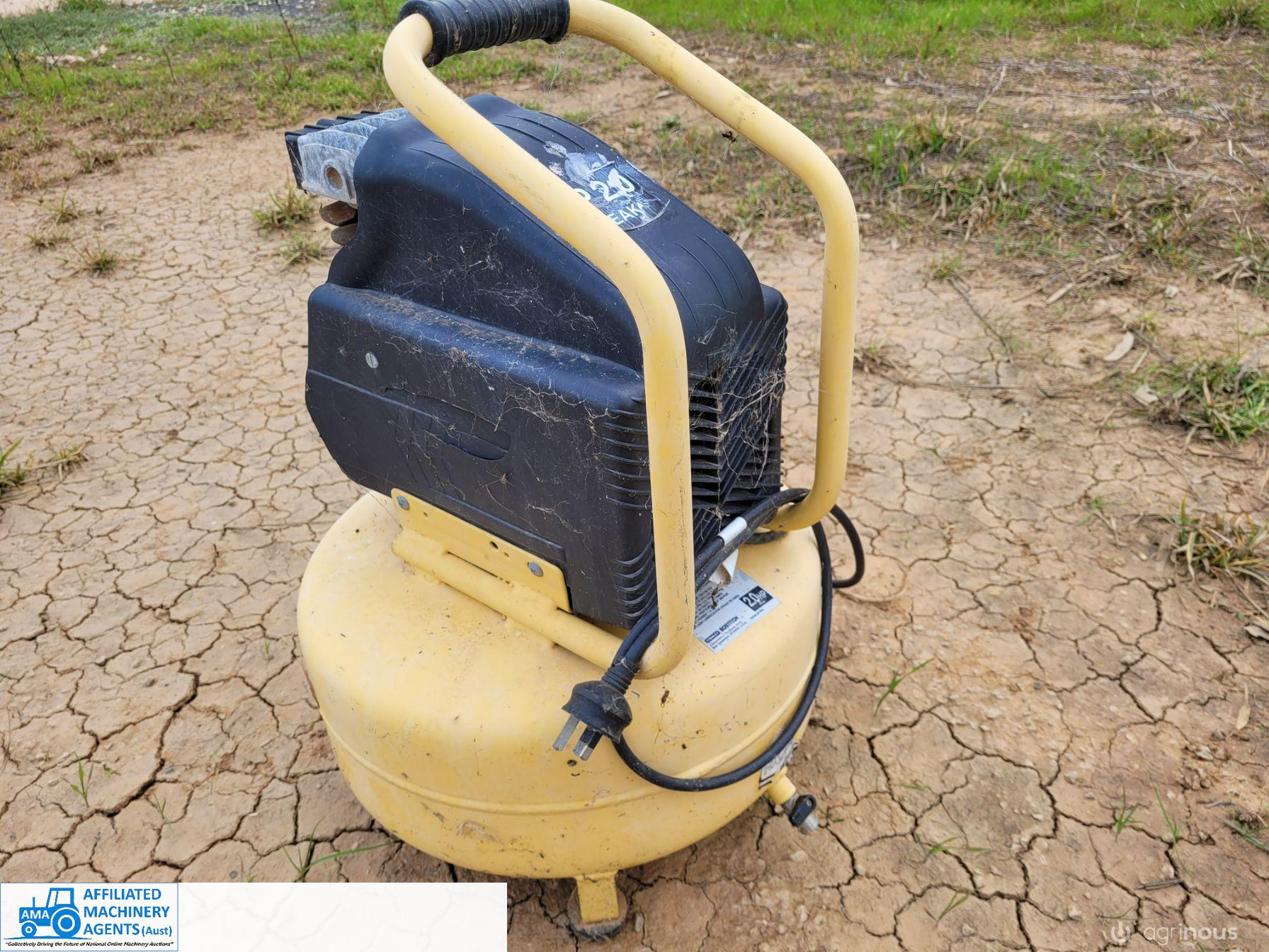 Bostich 2Hp Electric Air Compressor - photo 2