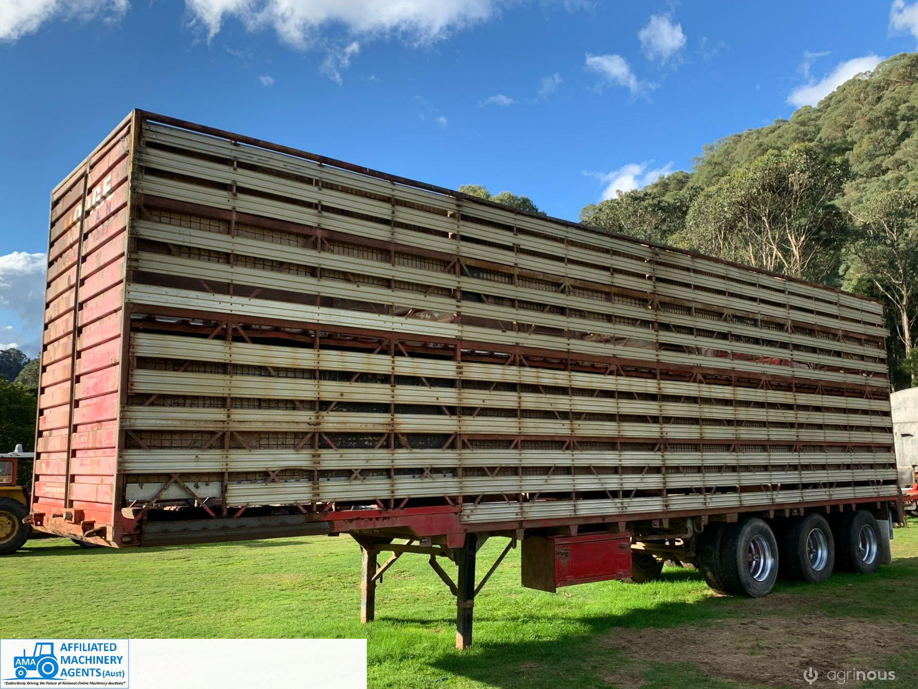 1988 Byrne 4x2 Tri-Axle 41ft Livestock Trailer (VIN: 88144) - photo 5