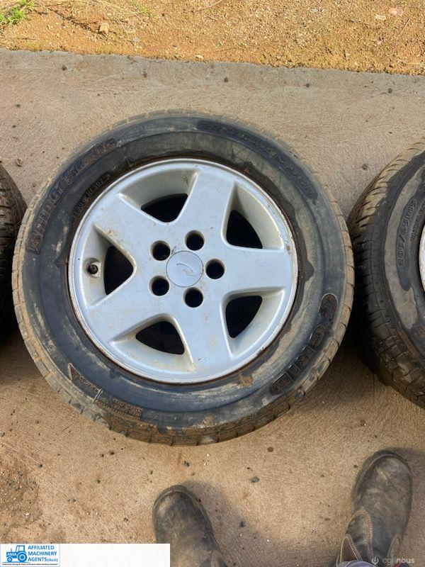 3x Genuine Ford Alloy Rims - photo 2