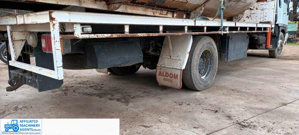 1992 Hino FD Tray Truck with Hyabb Crane (VIN: JHDFD3WLLXXX10024) - photo 11