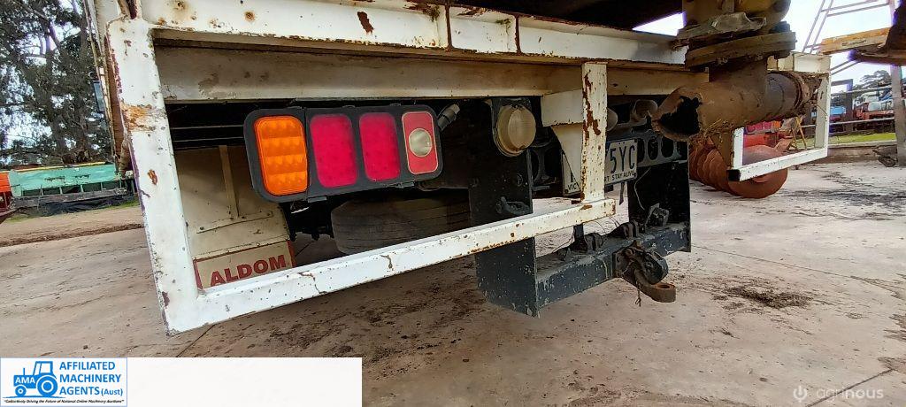 1992 Hino FD Tray Truck with Hyabb Crane (VIN: JHDFD3WLLXXX10024) - photo 14