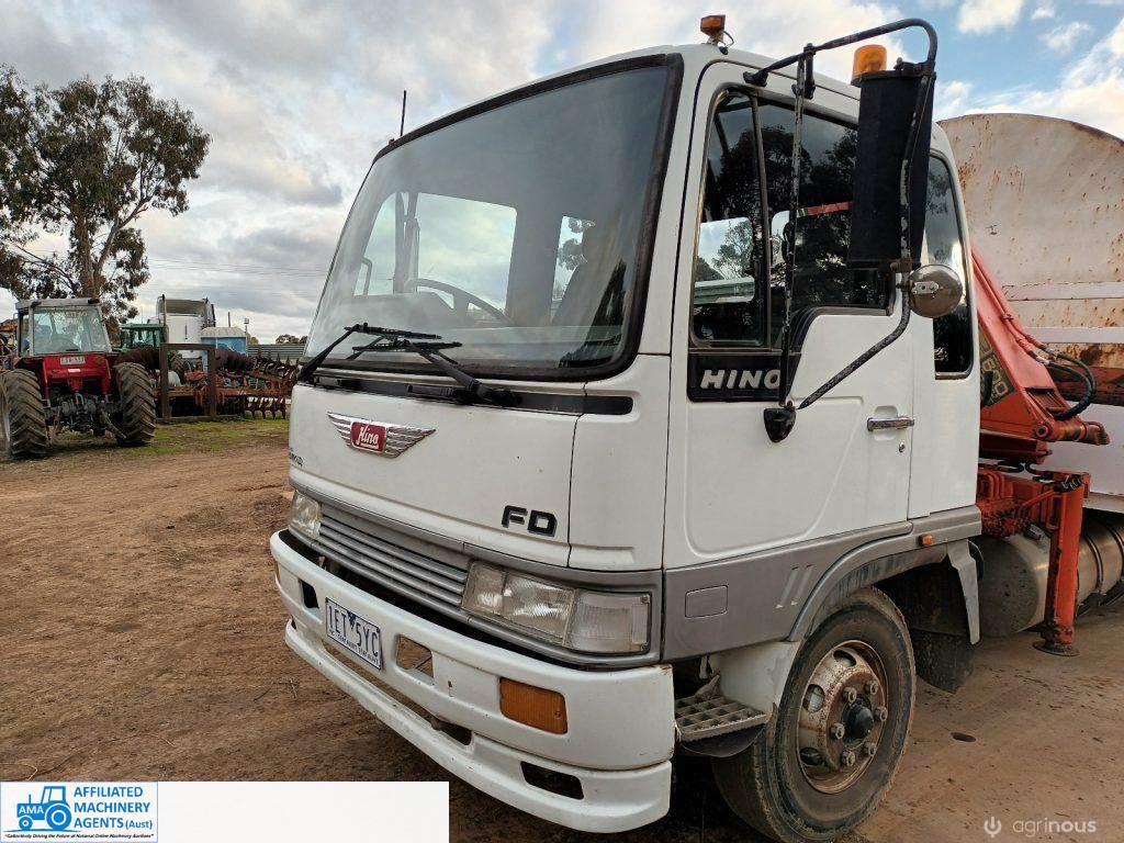 1992 Hino FD Tray Truck with Hyabb Crane (VIN: JHDFD3WLLXXX10024) - photo 8