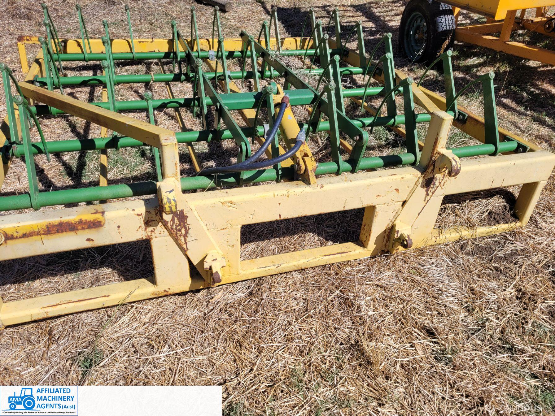 Hills Hay Handler Bale Grab & T-15 Bale Accumulator - photo 6