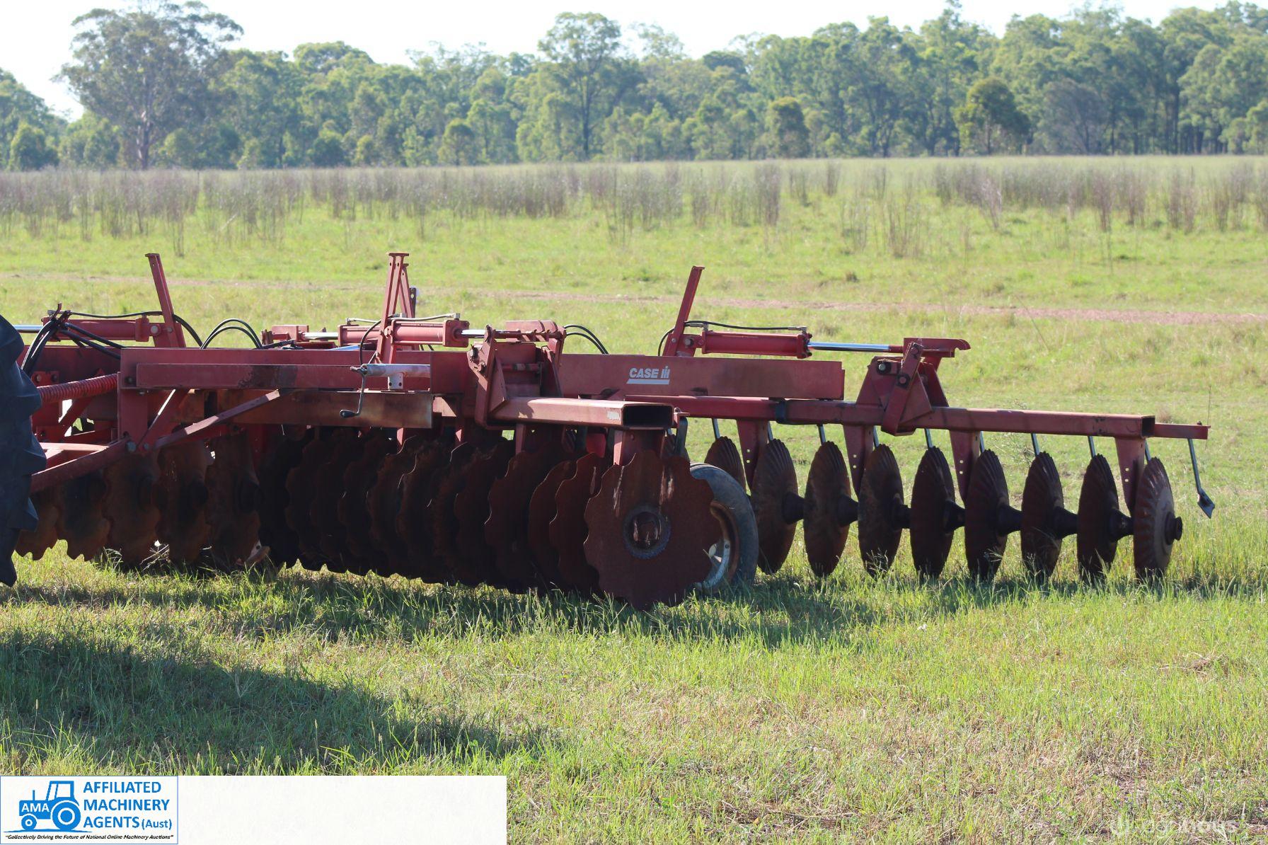 Case IH 501 Folding 48 Plate Offset Disc - photo 5