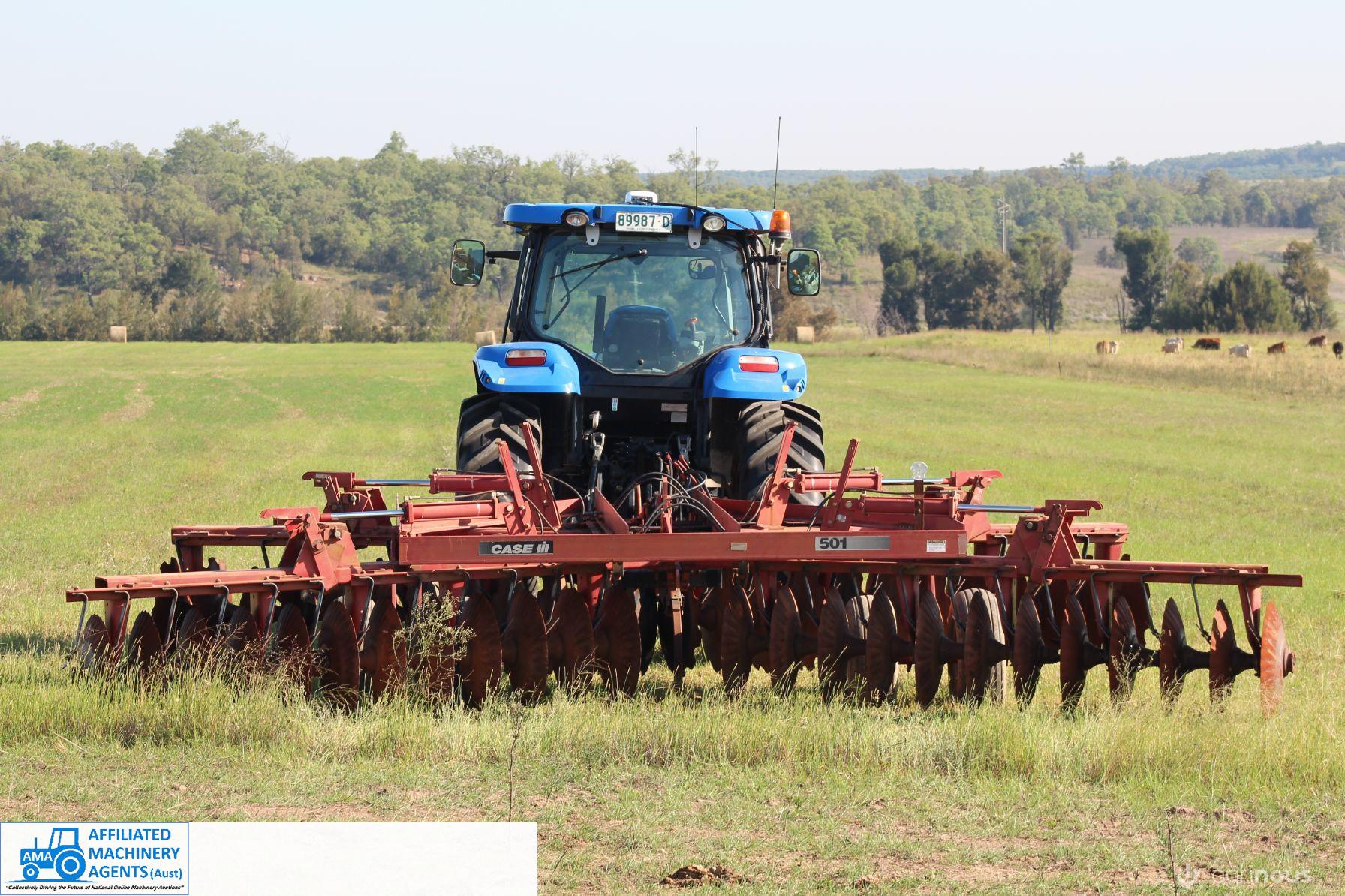 Case IH 501 Folding 48 Plate Offset Disc - photo 2
