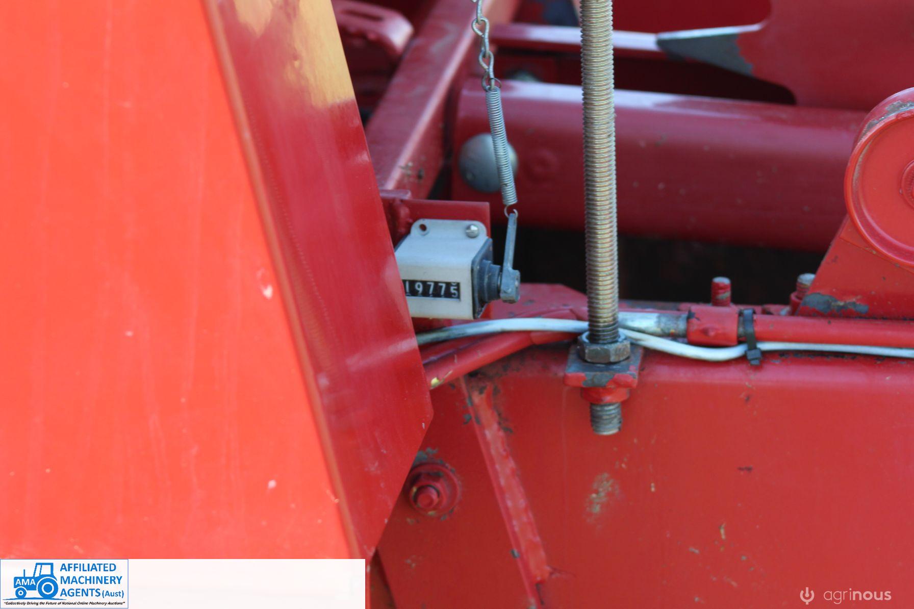 Case IH SBX540 Baler. (same as New Holland BC5070) - photo 6
