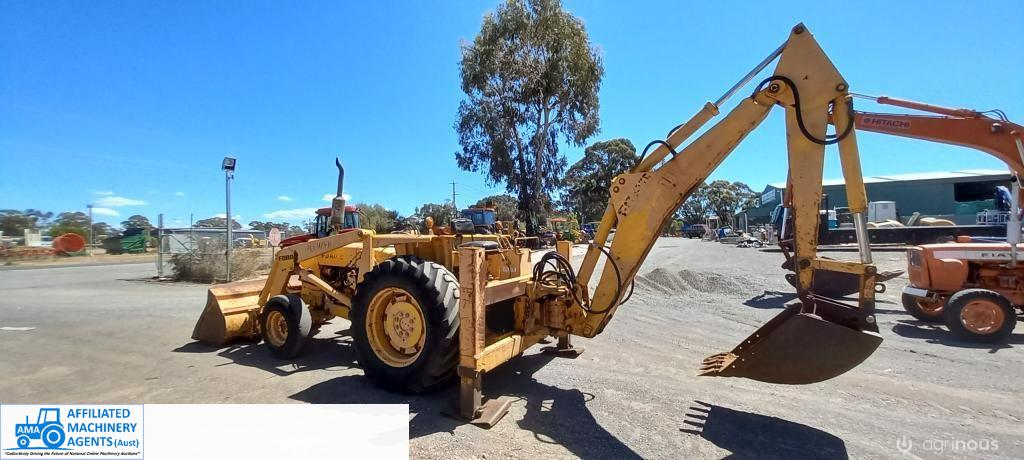 Ford 535 FEL Backhoe - photo 14