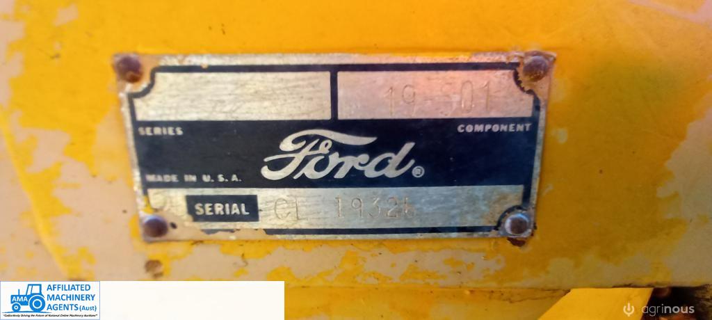 Ford 535 FEL Backhoe - photo 10