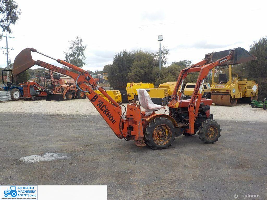 Kubota B7100 FEL BackHoe - photo 5