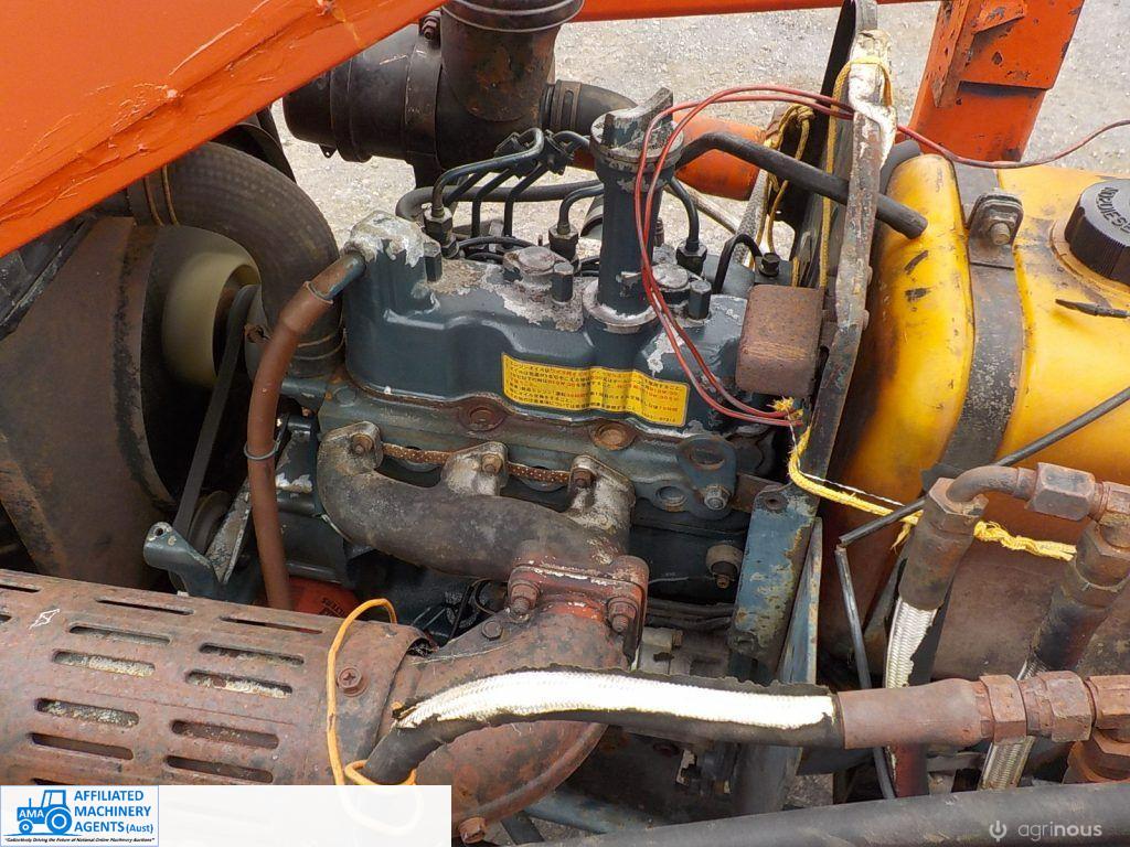 Kubota B7100 FEL BackHoe - photo 7