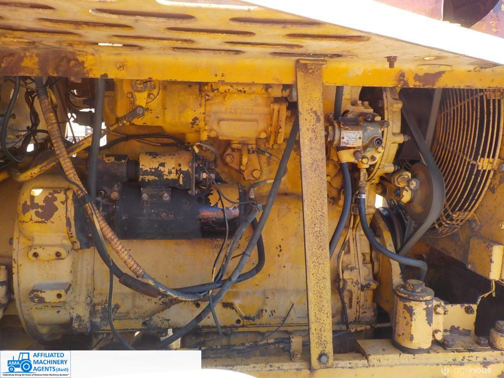 Caterpillar 922B Loader - photo 5