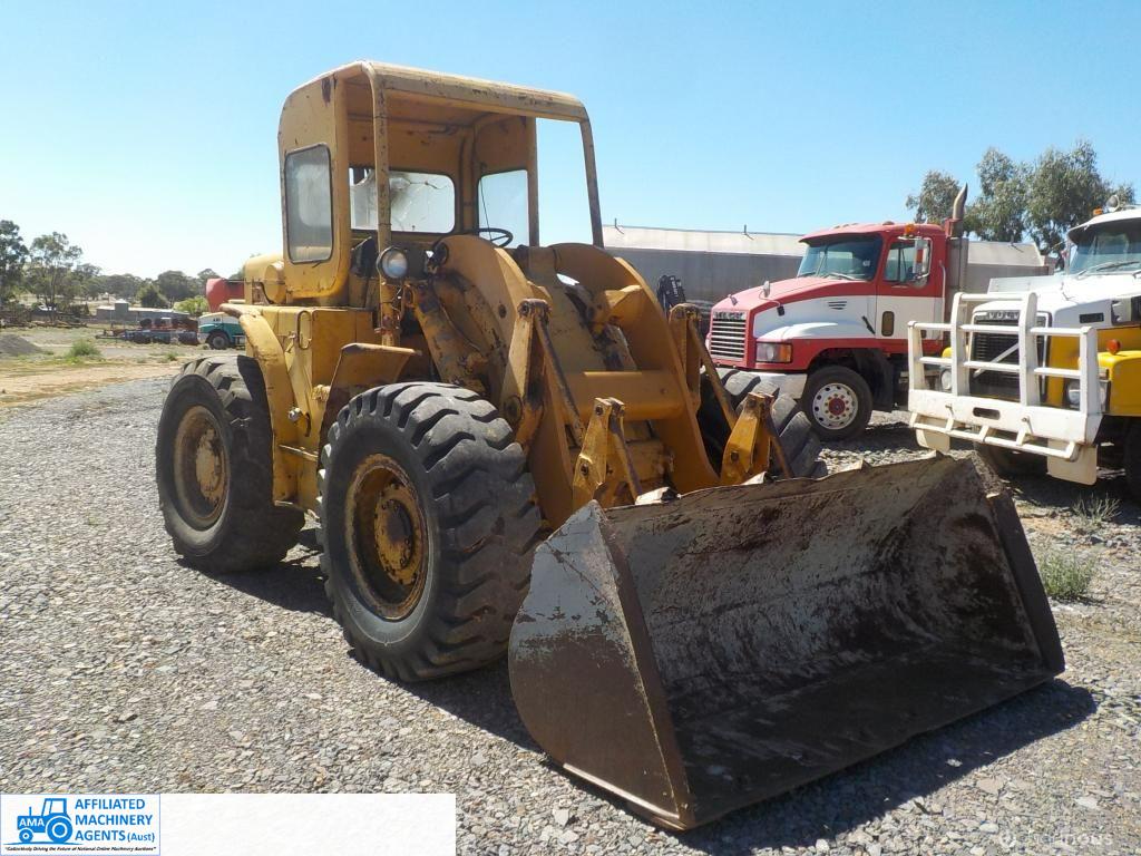 Caterpillar 922B Loader