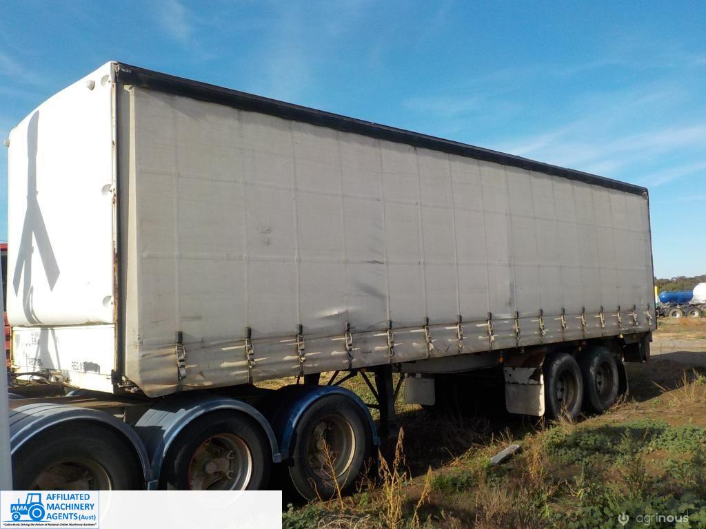 Freighter 2 Axle Tautliner - photo 2
