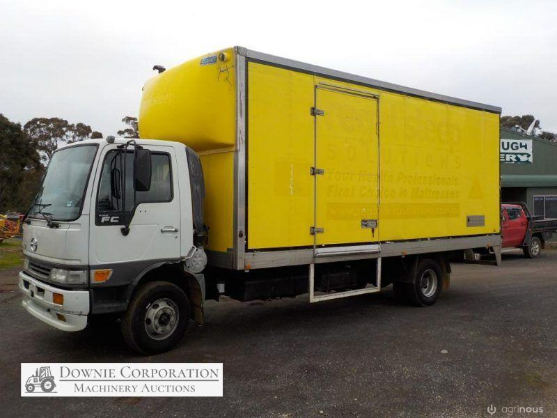 2007 Hino FC Furniture Truck - photo 9
